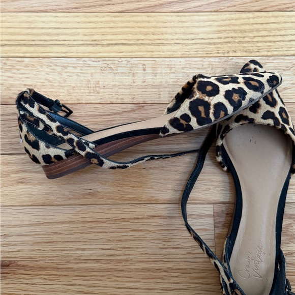 Crown Vintage Cheetah Print Flats - Picture 3 of 6